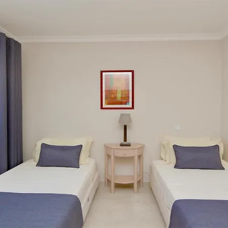 Apartment Valley 05, Cleverdetails, Sleeps 6 Adults And 2 Children, 4 Salted Water Pools Vilamoura