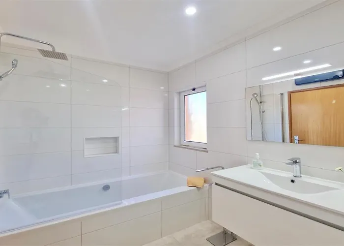 Apartament Valley 05, Cleverdetails, Sleeps 6 Adults And 2 Children, 4 Salted Water Pools